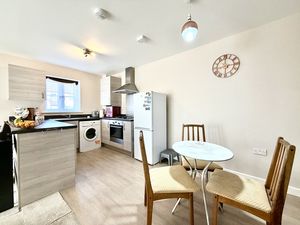 Dining Kitchen- click for photo gallery